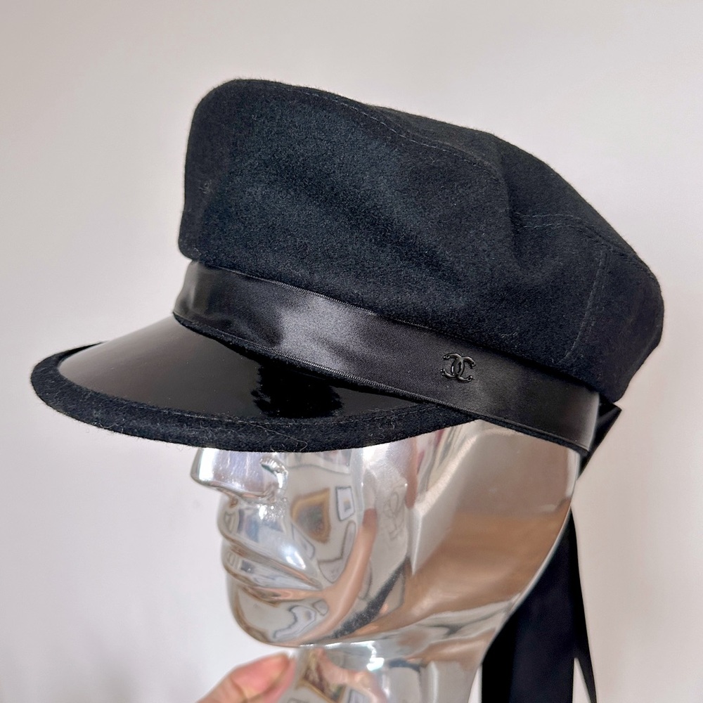 Authentic Chanel Hat Size S Black Wool 12035